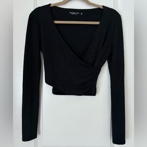Abercrombie & Fitch Black Long Sleeve Crop Top